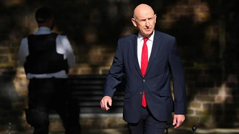 L'ancien ministre de la Défense Hiley nommé ministre des Finances britannique — un choix prudent face aux priorités militaires