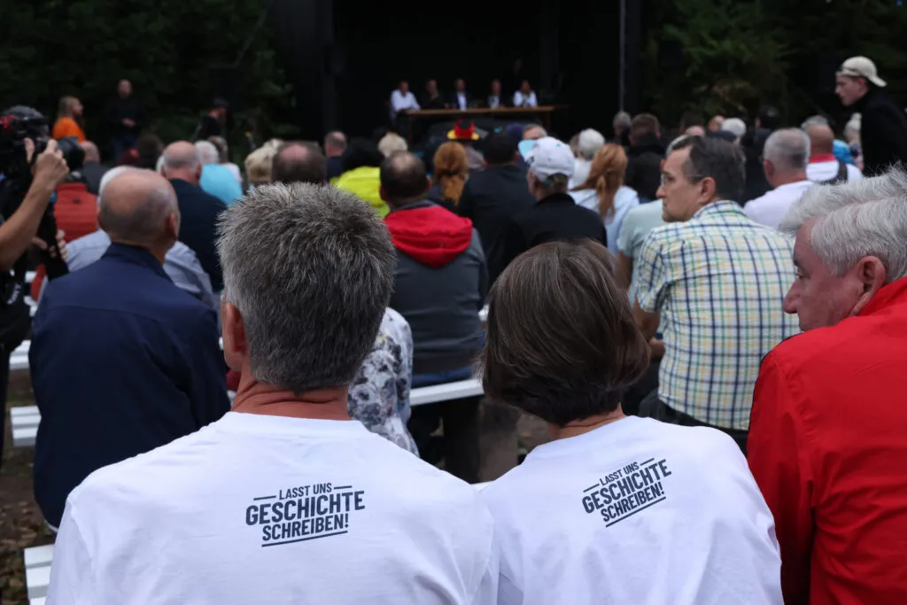 L’establishment allemand prépare une stratégie pour contenir l’extrême droite. Enfin, presque.