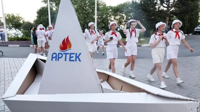 L’Australie a ajouté «Orlenok» et «Artek» à ses listes de sanctions — une décision alignée sur Washington